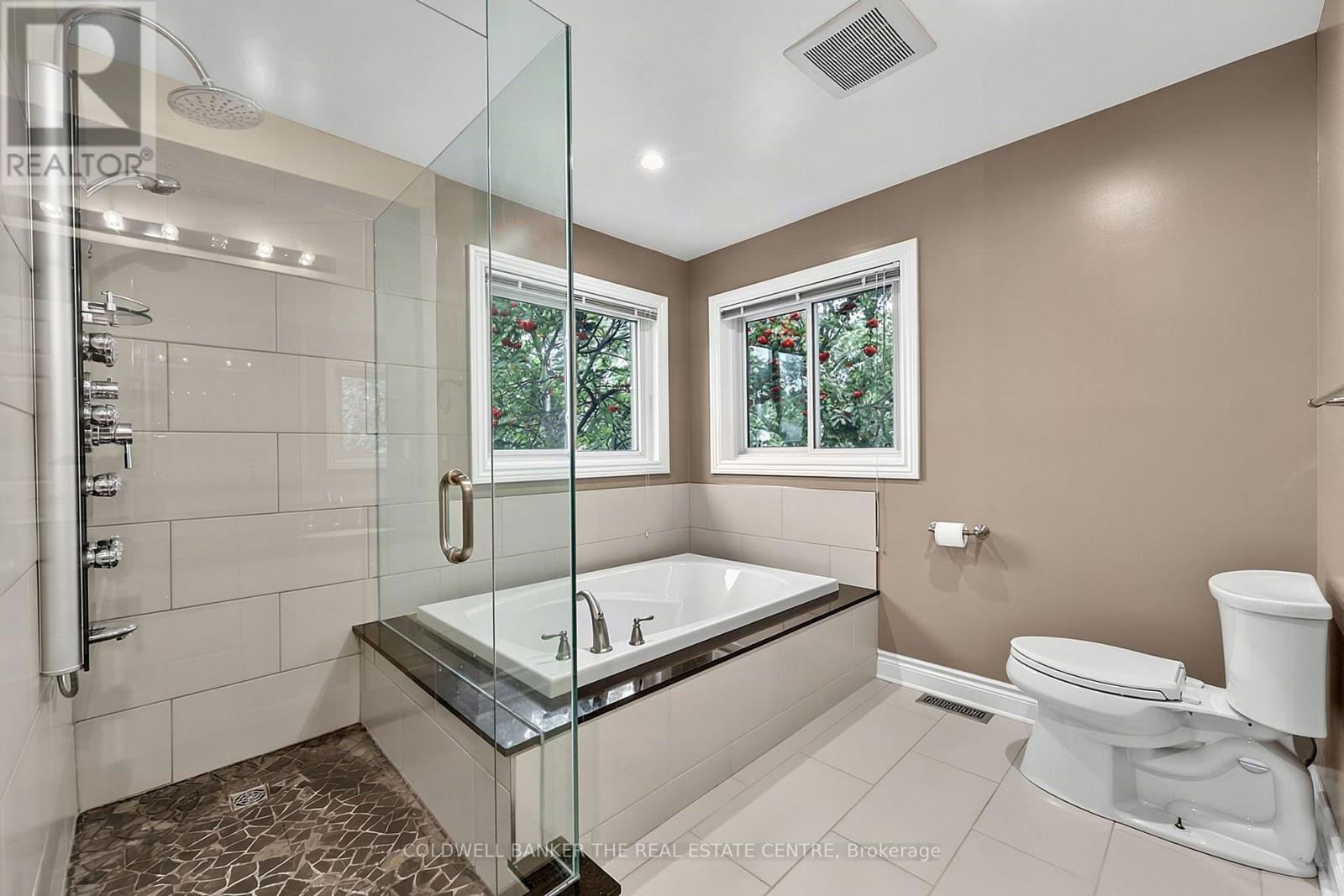 37 FALLING BROOK DRIVE - Image 23