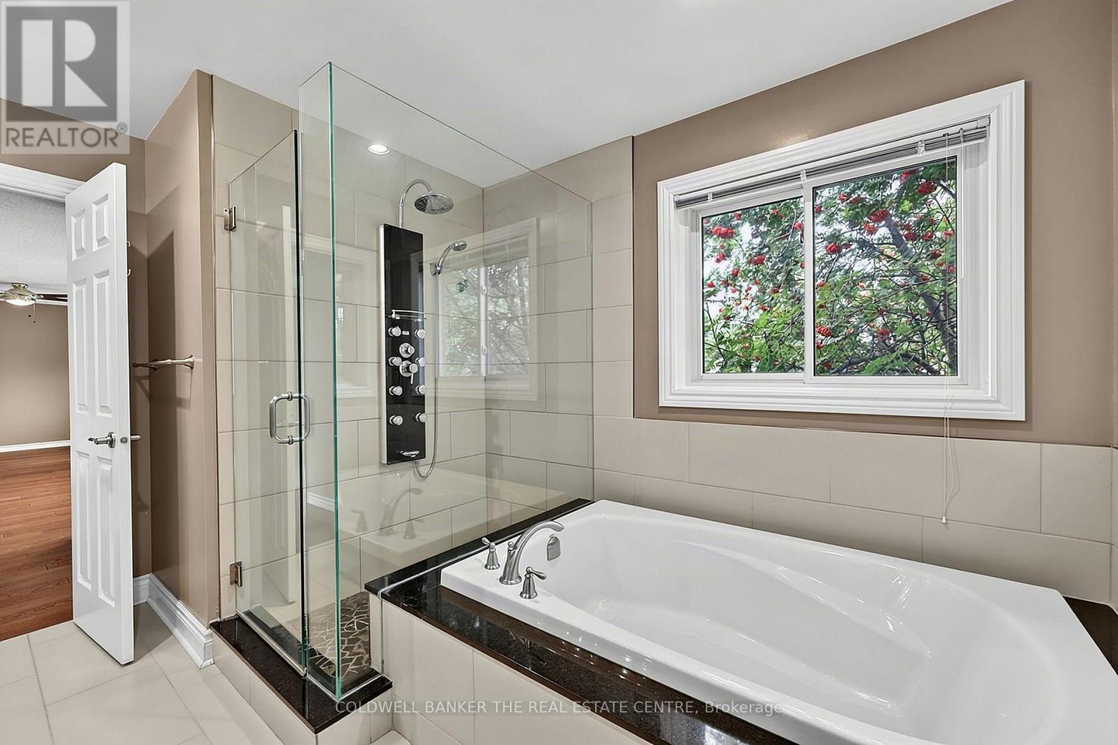 37 FALLING BROOK DRIVE - Image 24