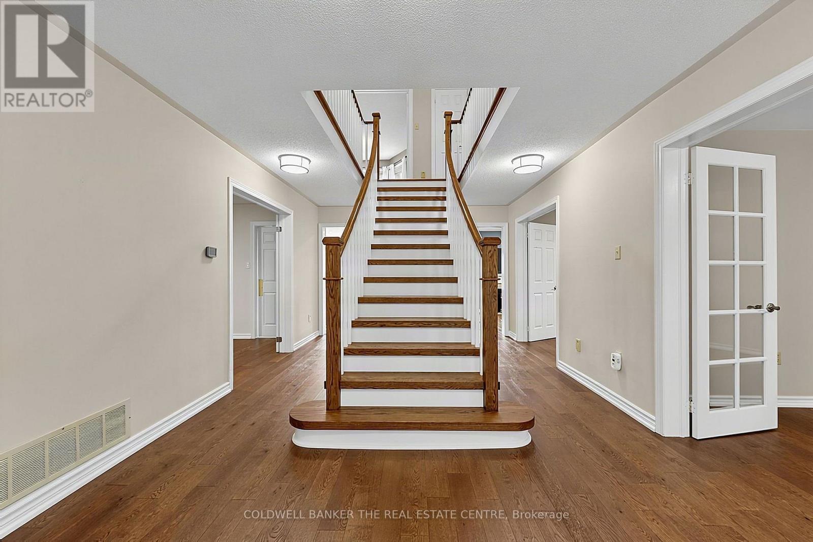 37 FALLING BROOK DRIVE - Image 3