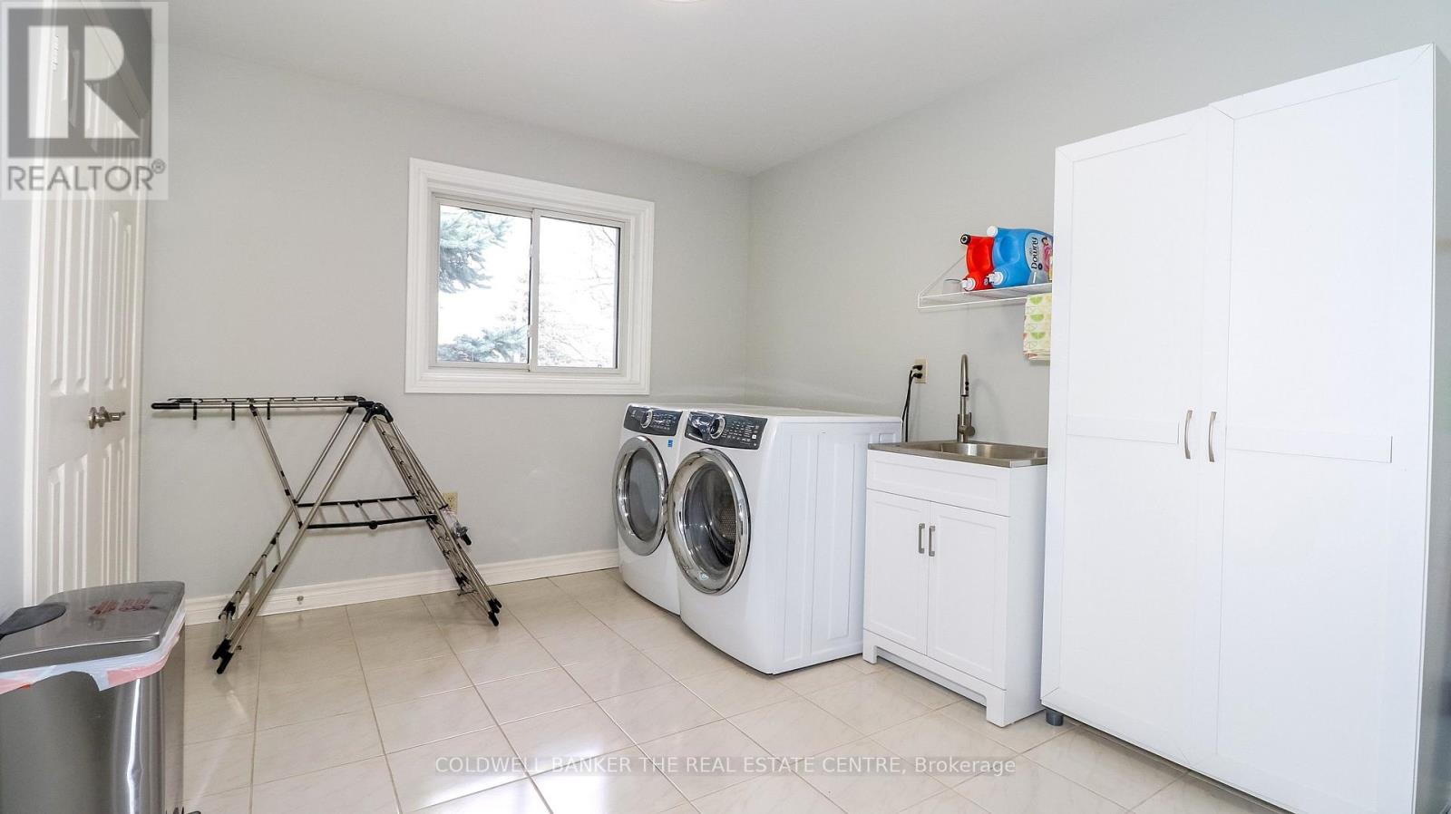 37 FALLING BROOK DRIVE - Image 32