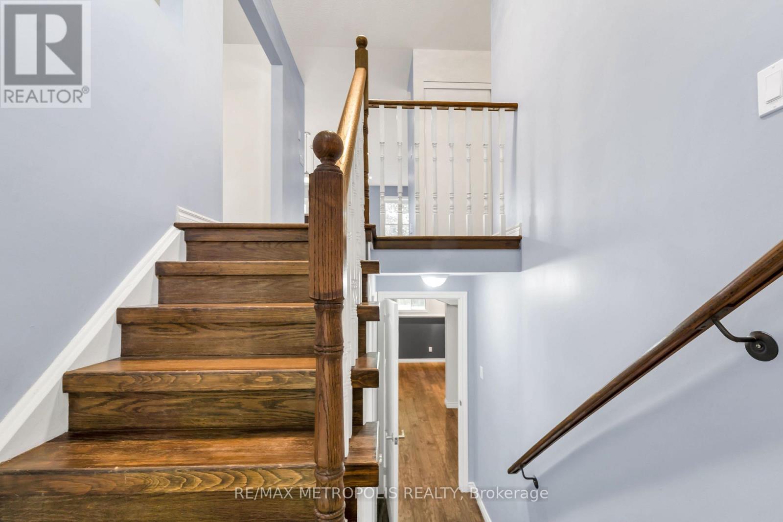 24 ACORN CRESCENT, Wasaga Beach — photo 2