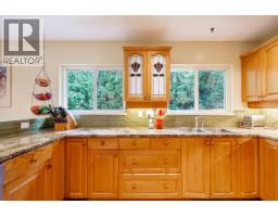 675 Newport Street, Coquitlam, BC V3J3H5 Photo 7