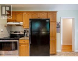 675 Newport Street, Coquitlam, BC V3J3H5 Photo 8