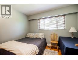 675 Newport Street, Coquitlam, BC V3J3H5 Photo 12