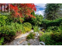 675 Newport Street, Coquitlam, BC V3J3H5 Photo 30