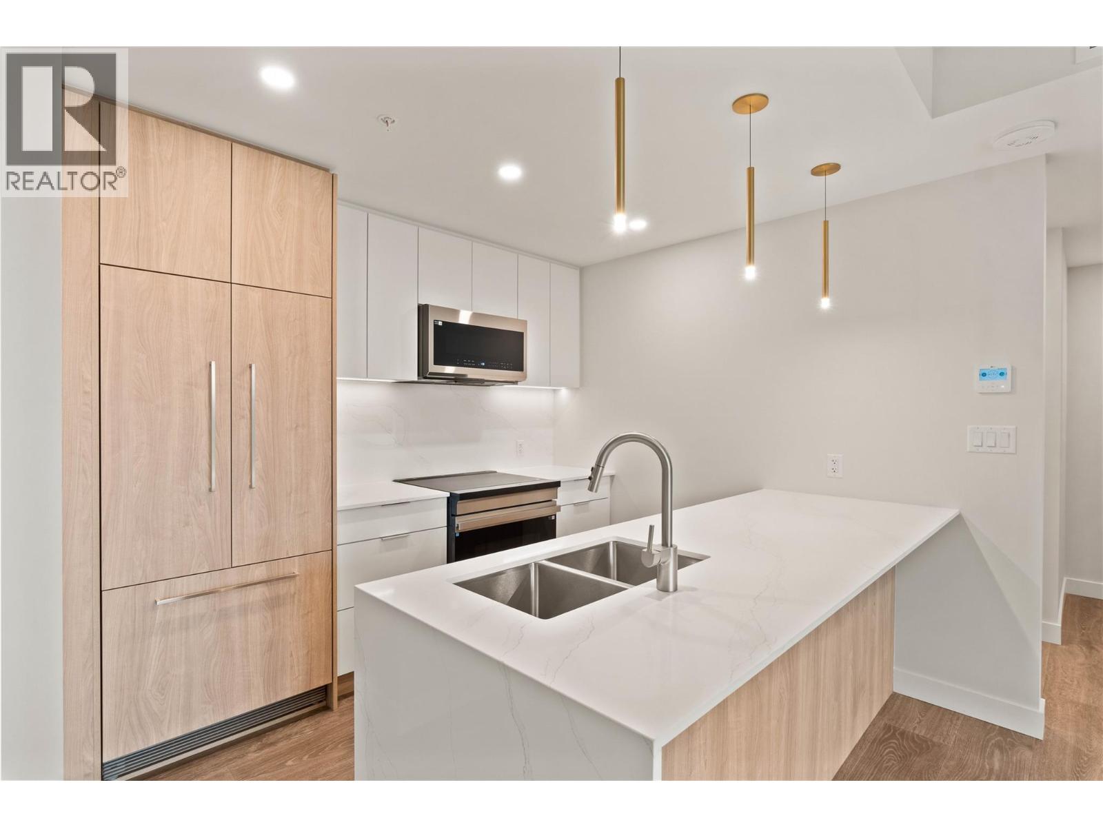 #903 460 Nicola Street - 10