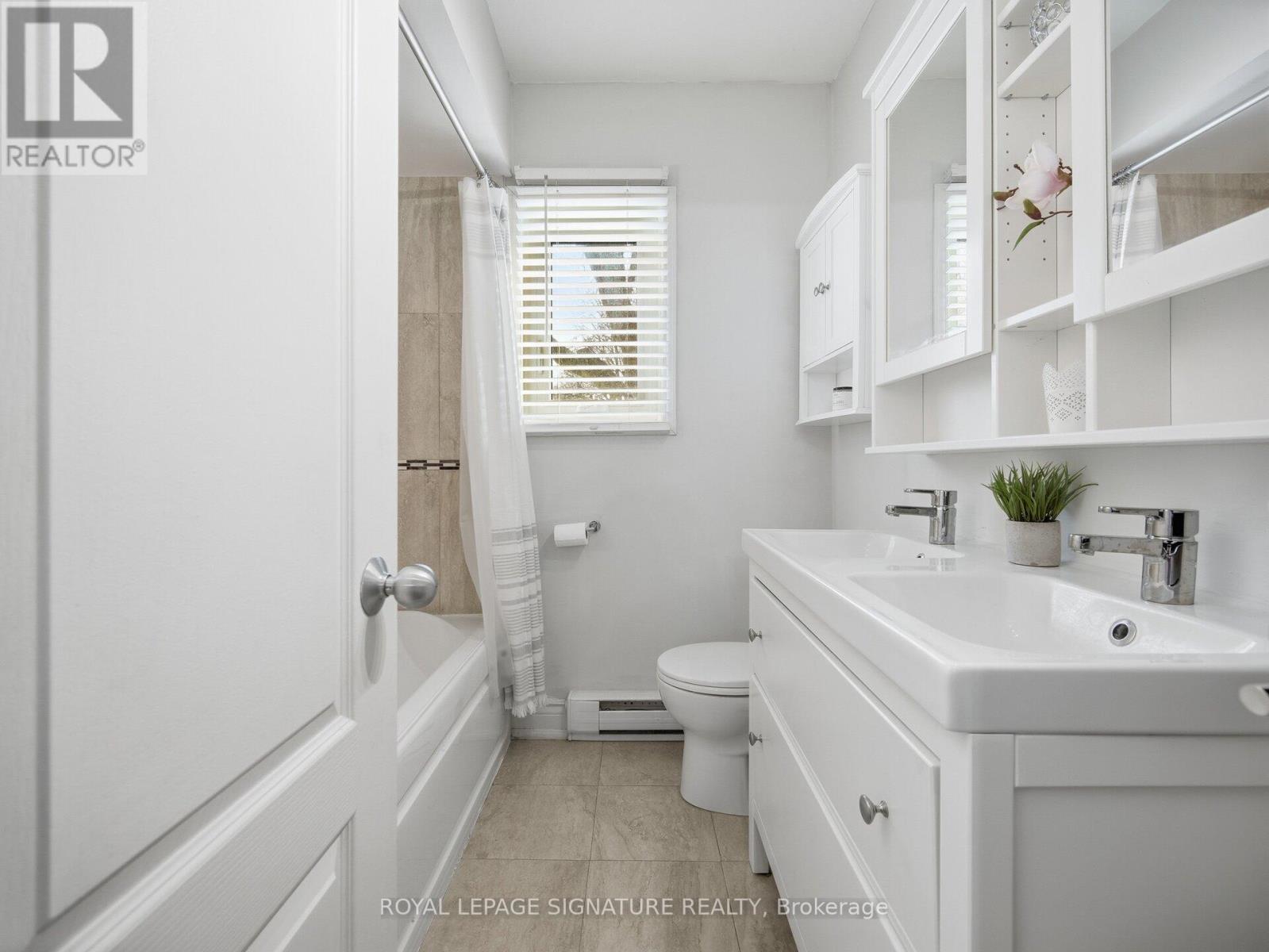 205 PRINCE EDWARD DRIVE S - 8
