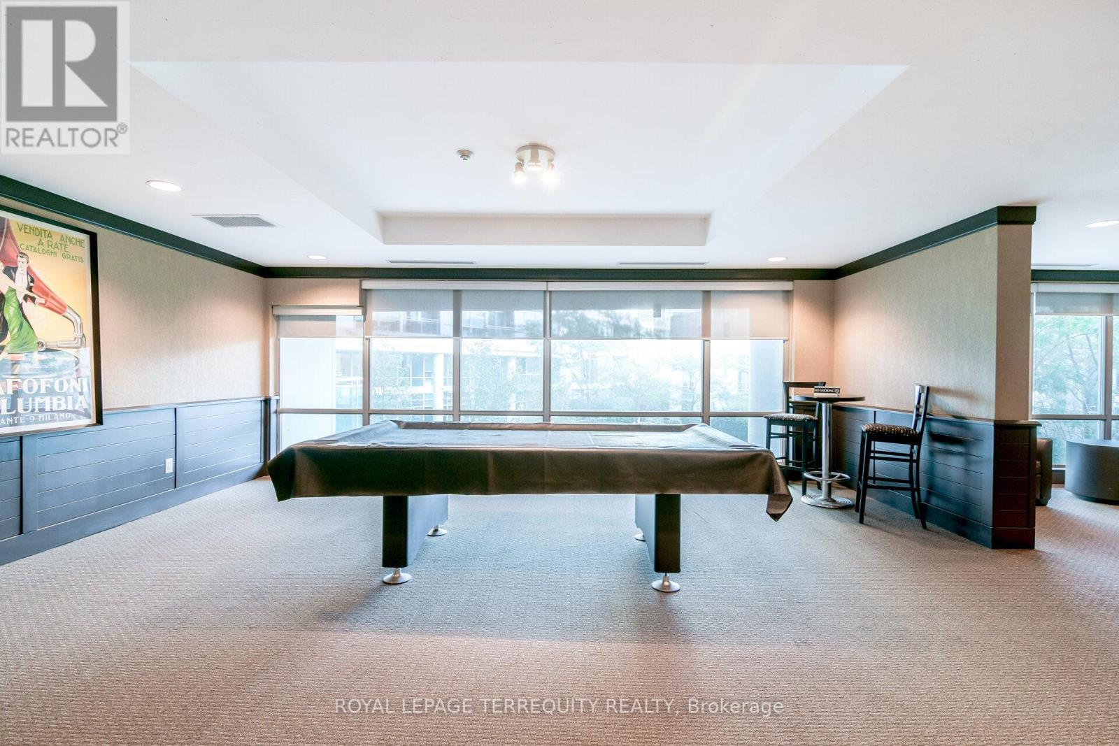 #911 5 MARINE PARADE DRIVE - 27