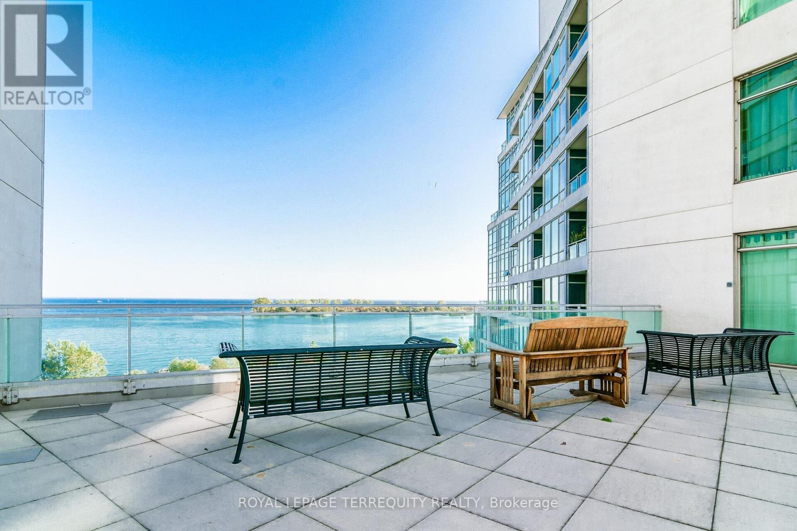 #911 5 MARINE PARADE DRIVE - Image 36