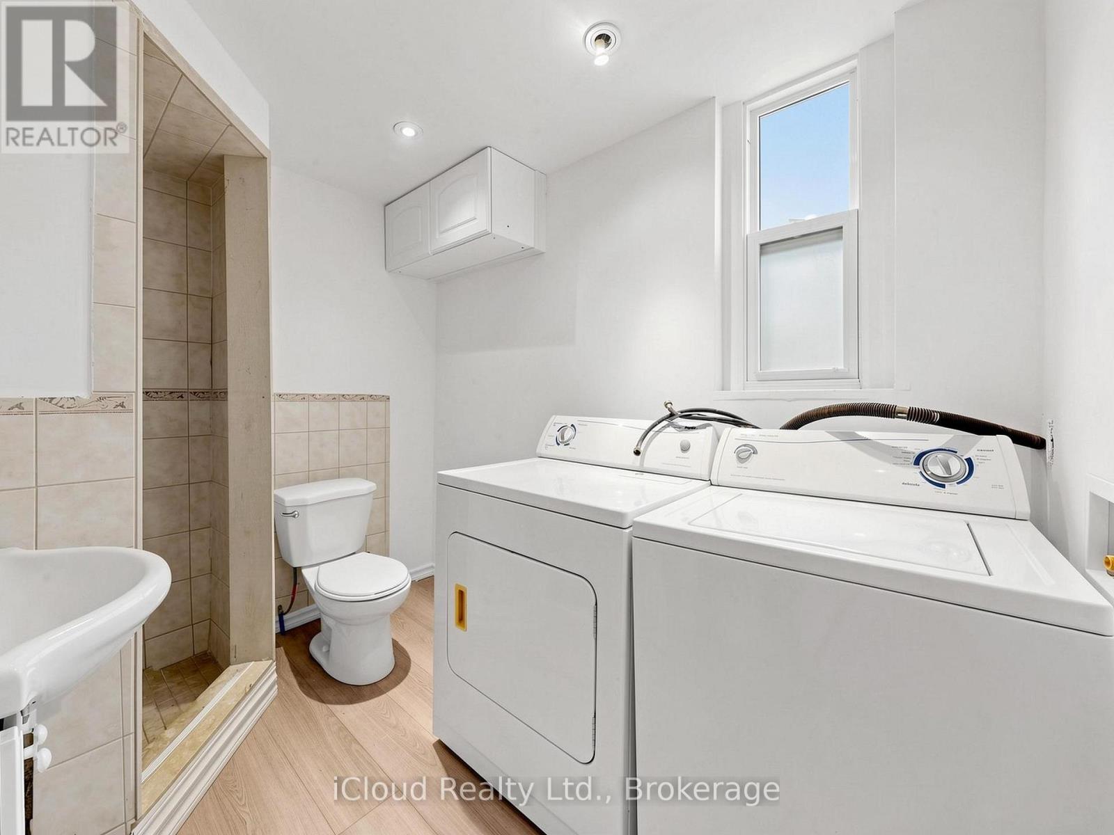 32 SEVENTEENTH STREET - 38