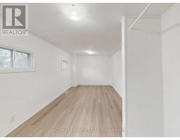 32 Seventeenth Street, Toronto, ON M8V3K3 Photo 15