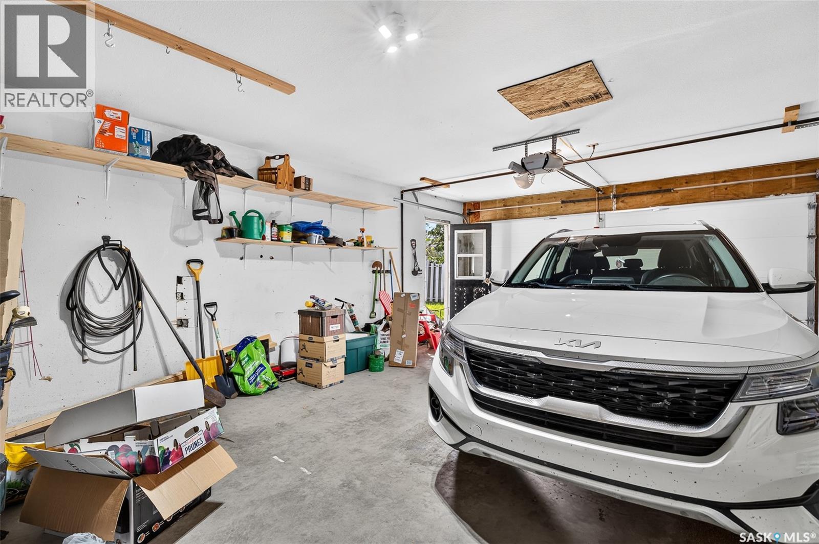 1242 4th AVENUE NE - Image 43