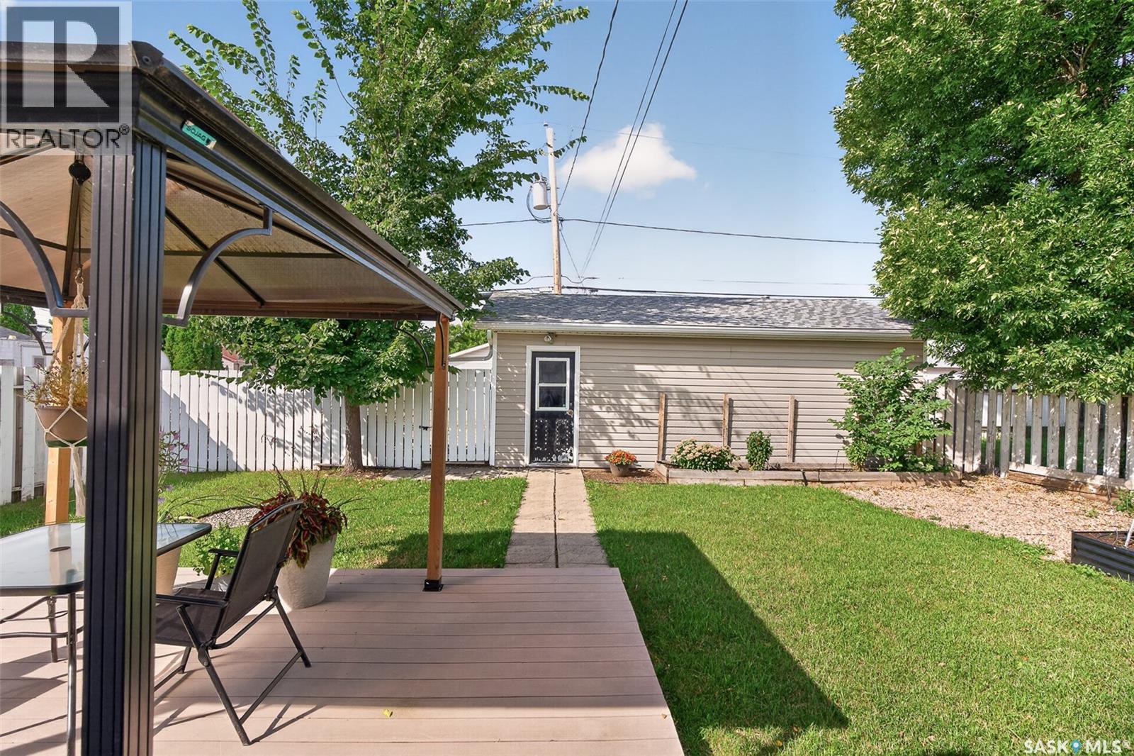 1242 4th AVENUE NE - Image 52
