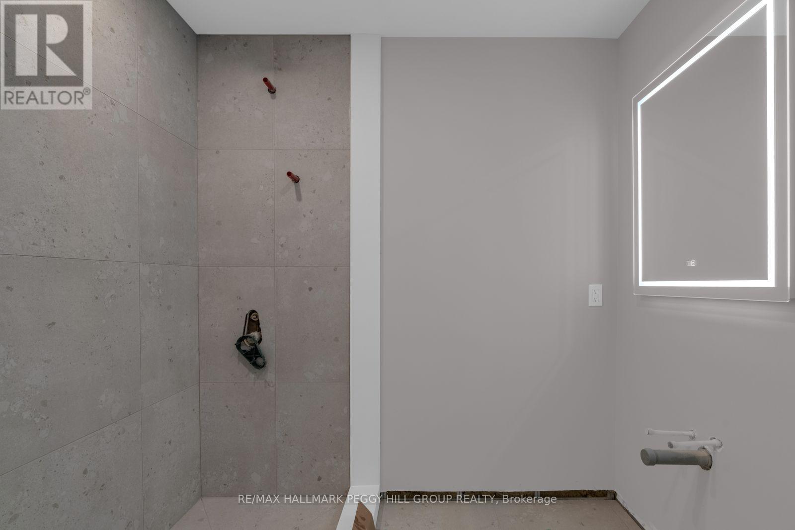 305 - 32 BRUNEL ROAD, Huntsville — photo 7