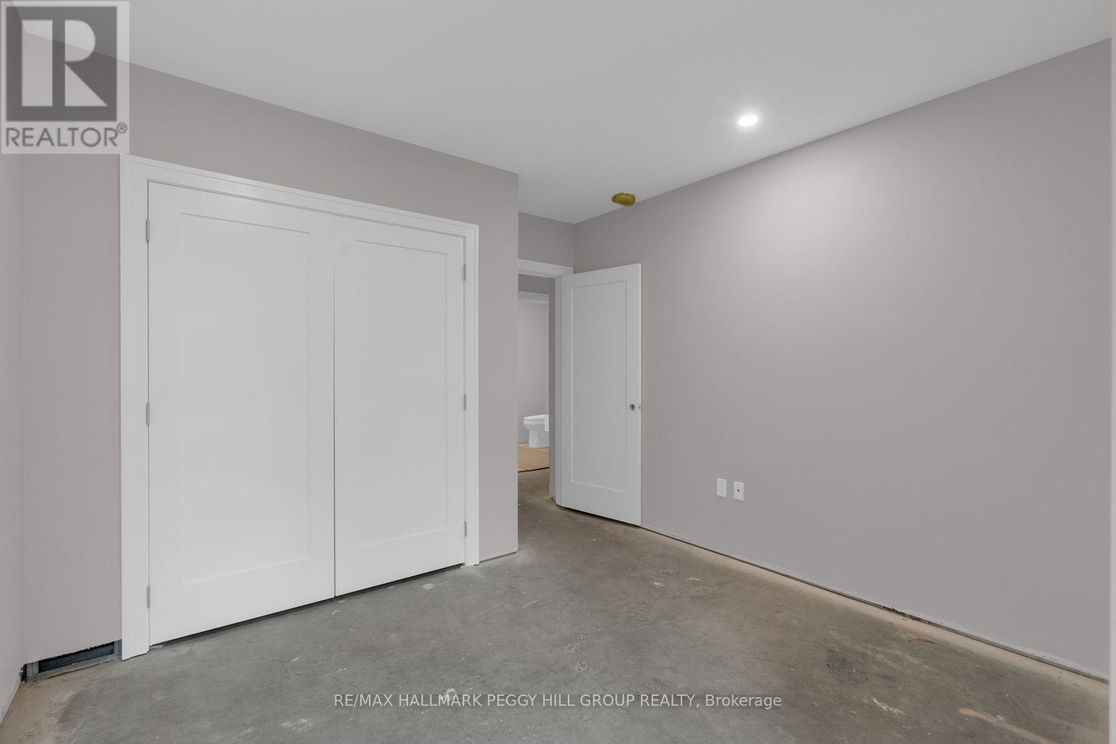 305 - 32 BRUNEL ROAD, Huntsville — photo 9