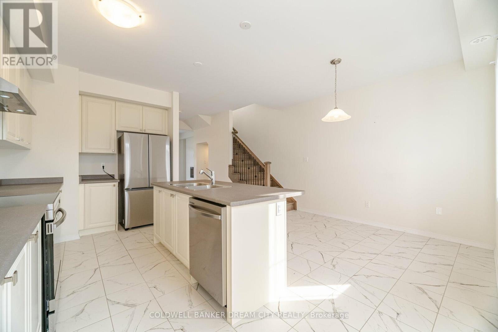 227 GILLESPIE DRIVE - 17