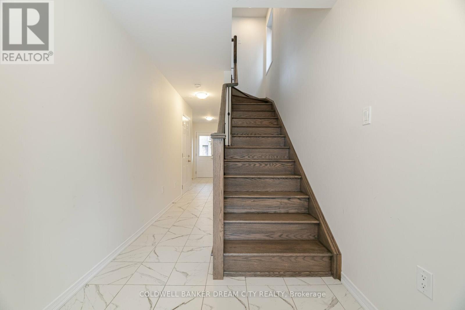 227 GILLESPIE DRIVE, Brantford — photo 4