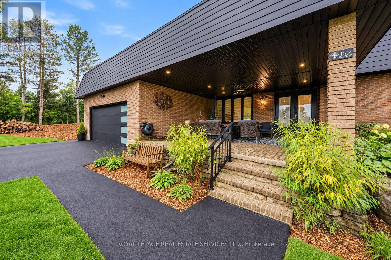 122 ALGONQUIN DRIVE - 3