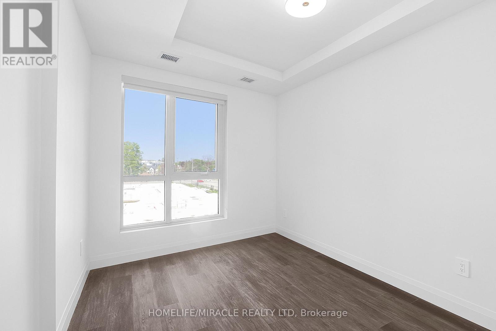 #320 1333 WEBER STREET E - 7