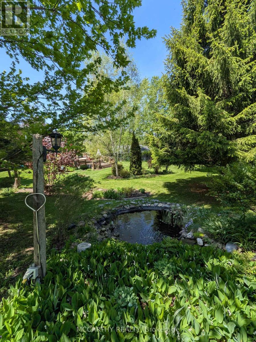 11 LYNDA AVENUE - Image 38