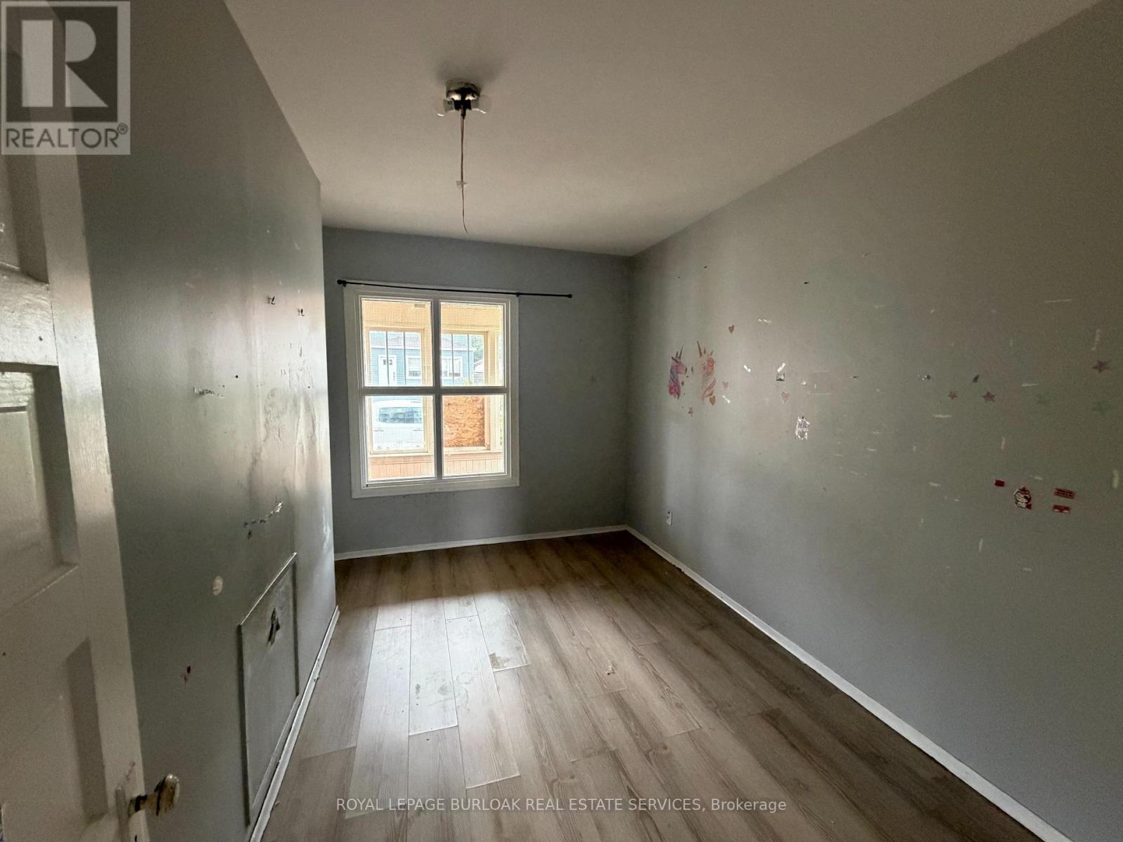 246 ST. JAMES STREET - 10