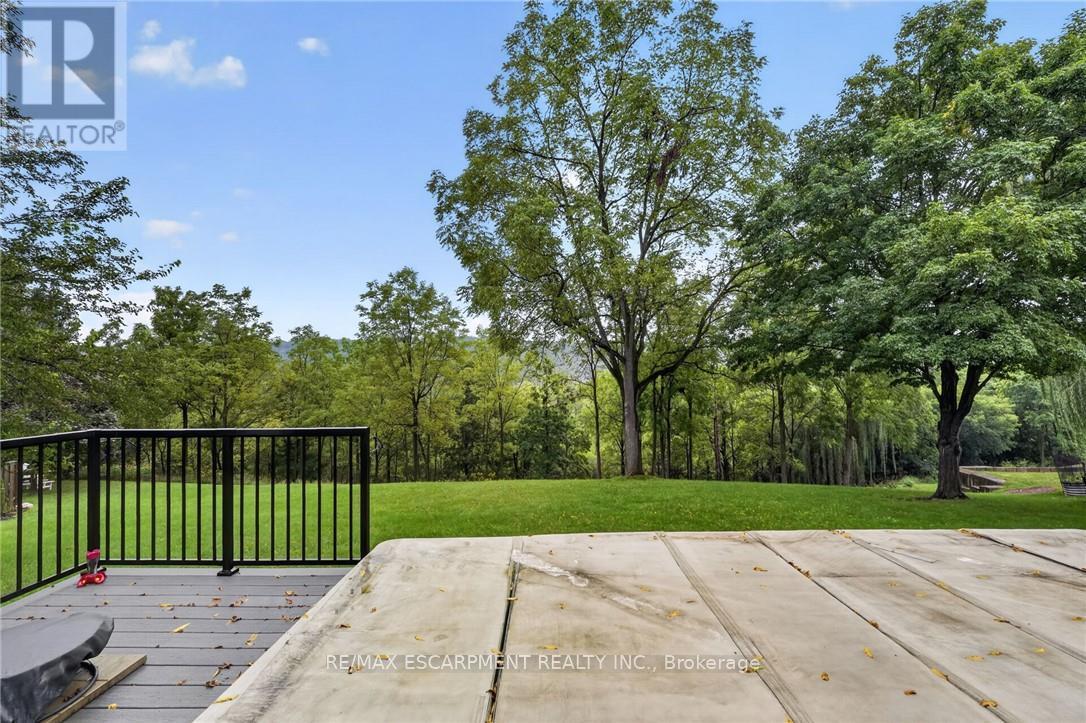 16 ELK STREET - 39