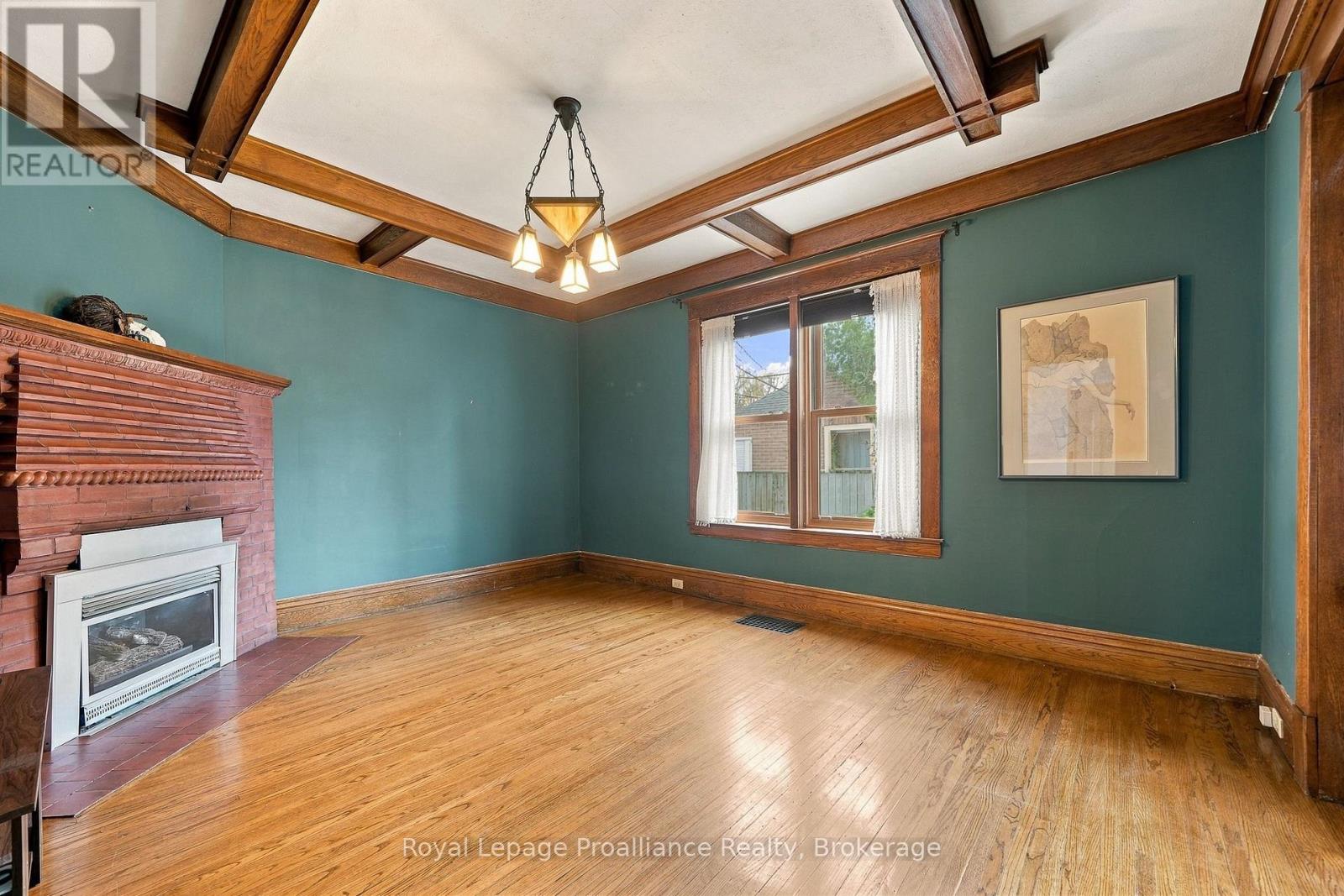 31 GROVE STREET - Image 13