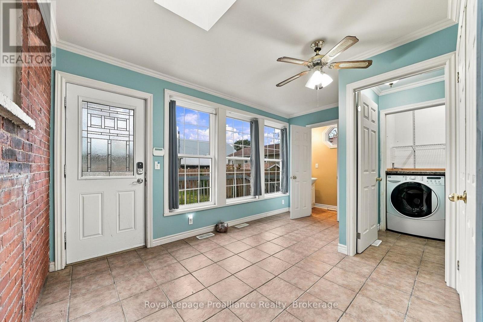 31 GROVE STREET - Image 23