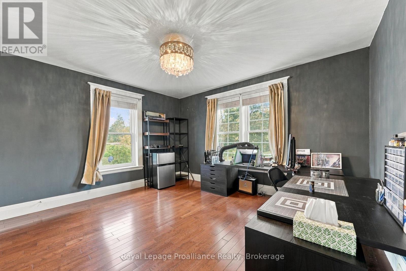 31 GROVE STREET - Image 31