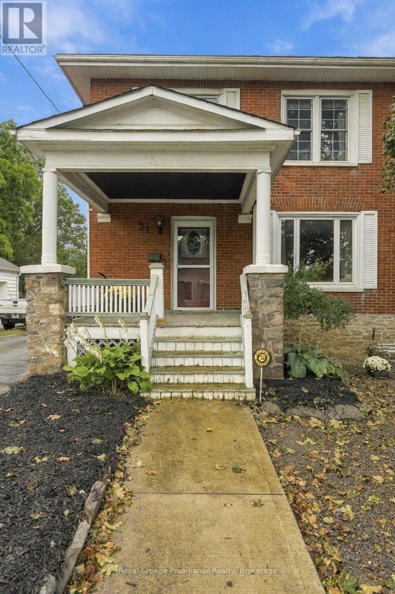 31 GROVE STREET - 3
