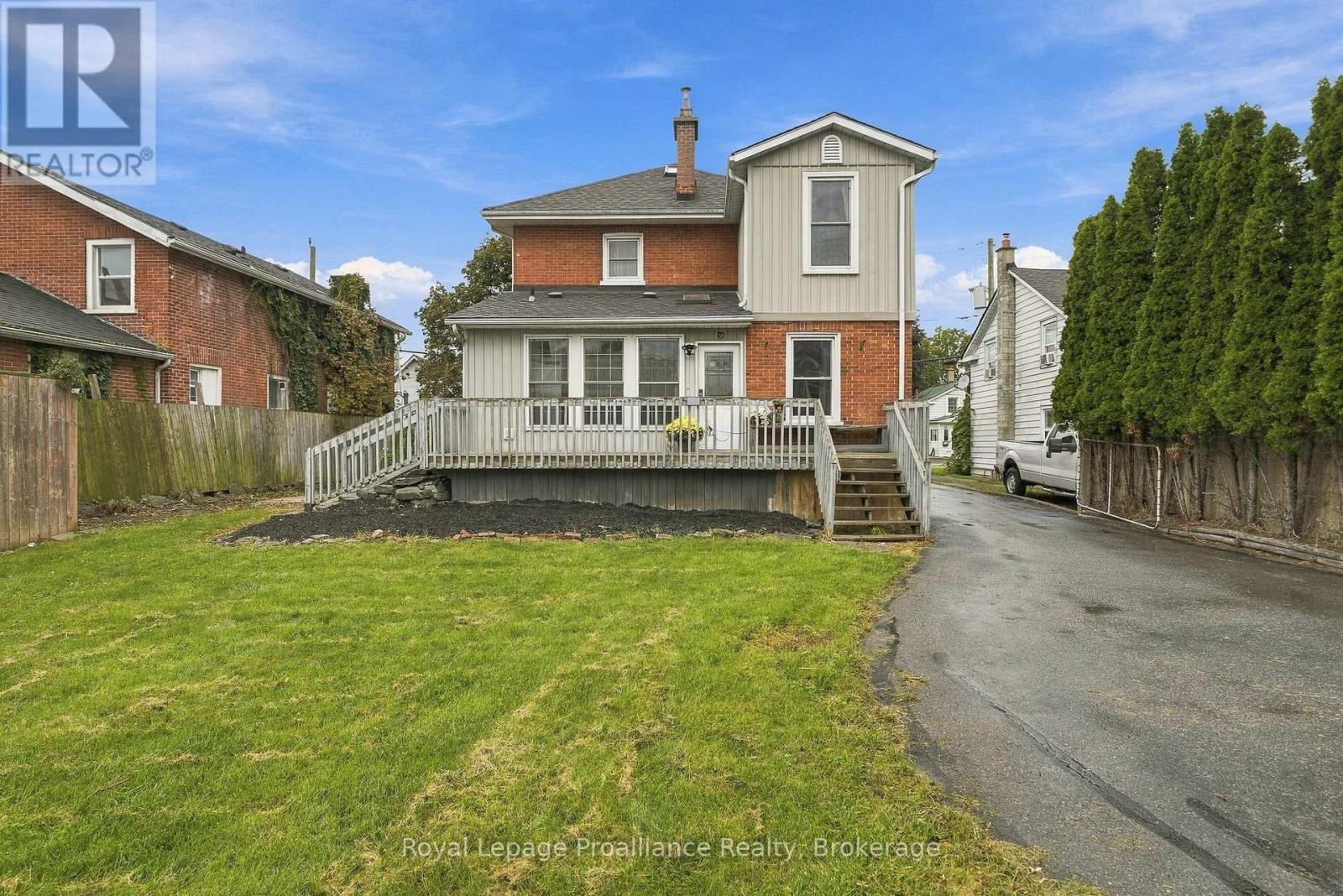 31 GROVE STREET - 43