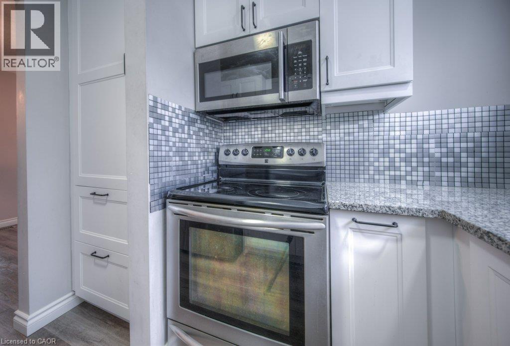 #15 149 ST CATHARINES Street - Image 17