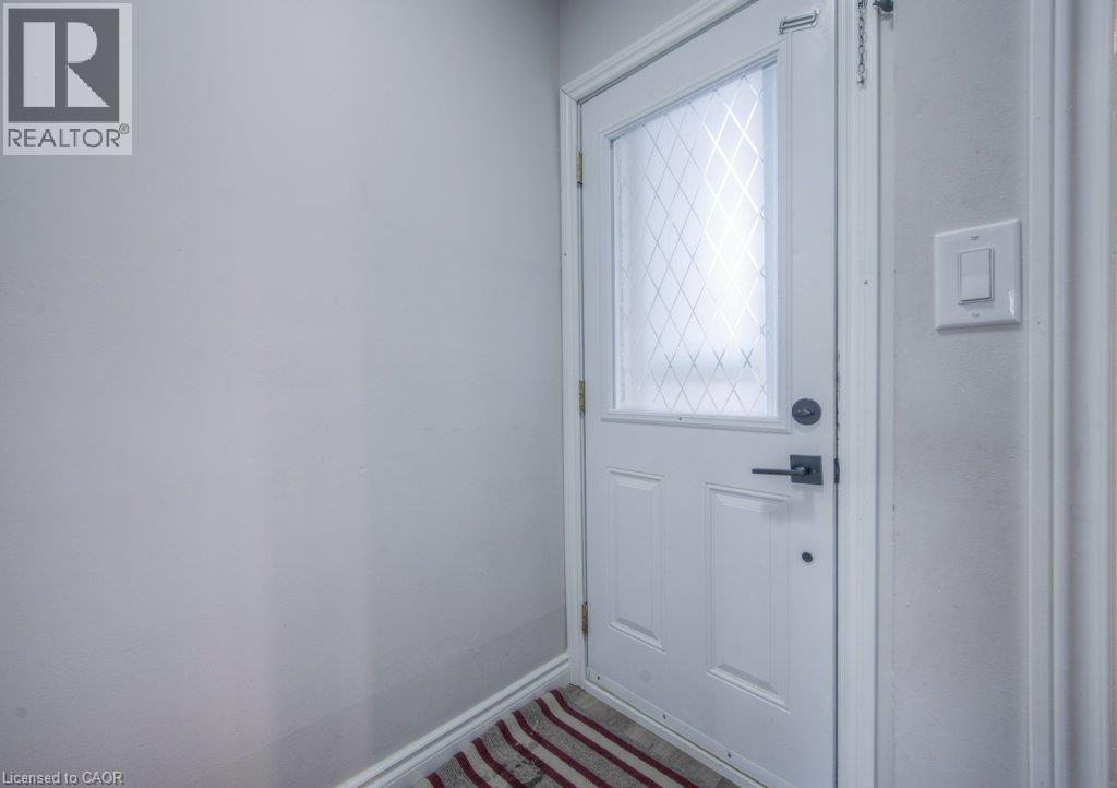 #15 149 ST CATHARINES Street - 7