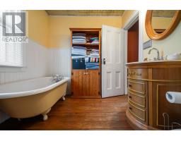 3pc Ensuite bath - 58 Branch Road, River Hebert, NS B0L1G0 Photo 12