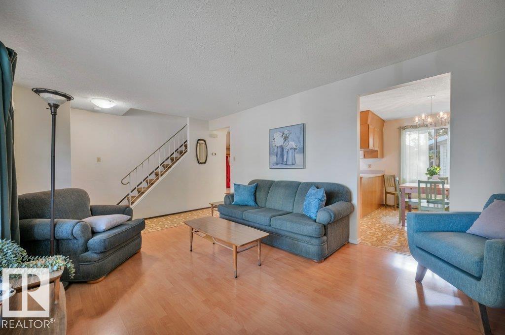 1 FOREST DR - 8