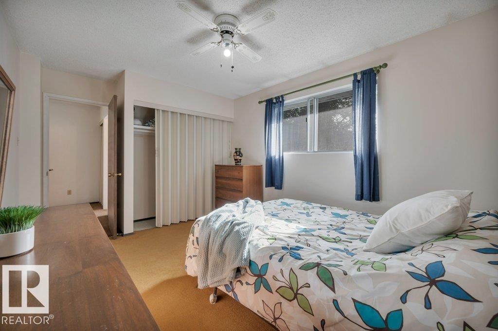 1 FOREST DR - 21