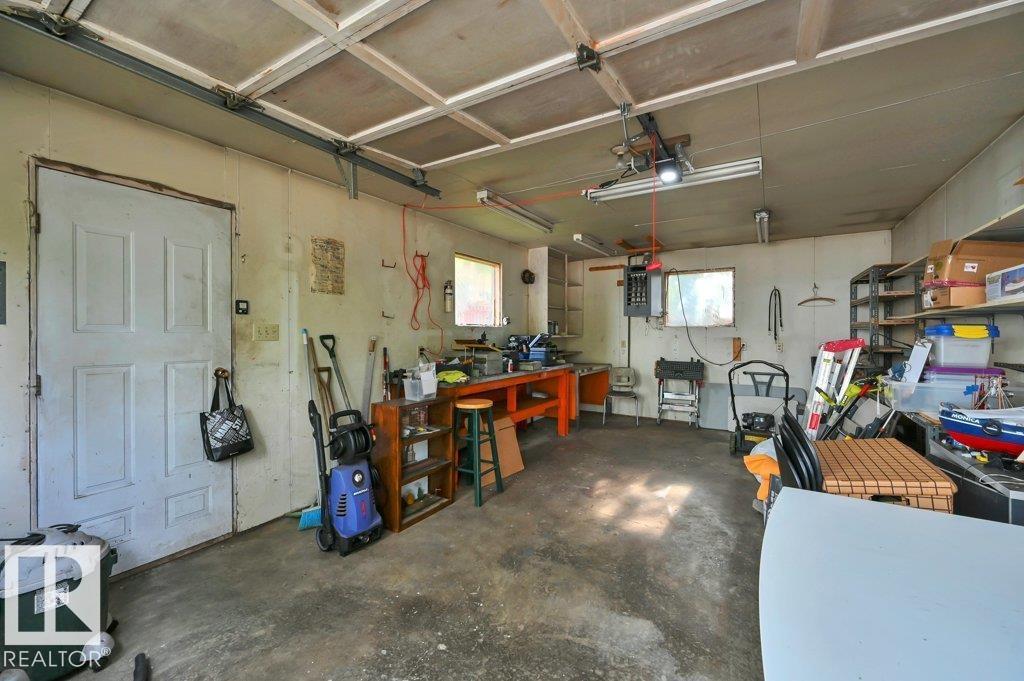 1 FOREST DR - 39