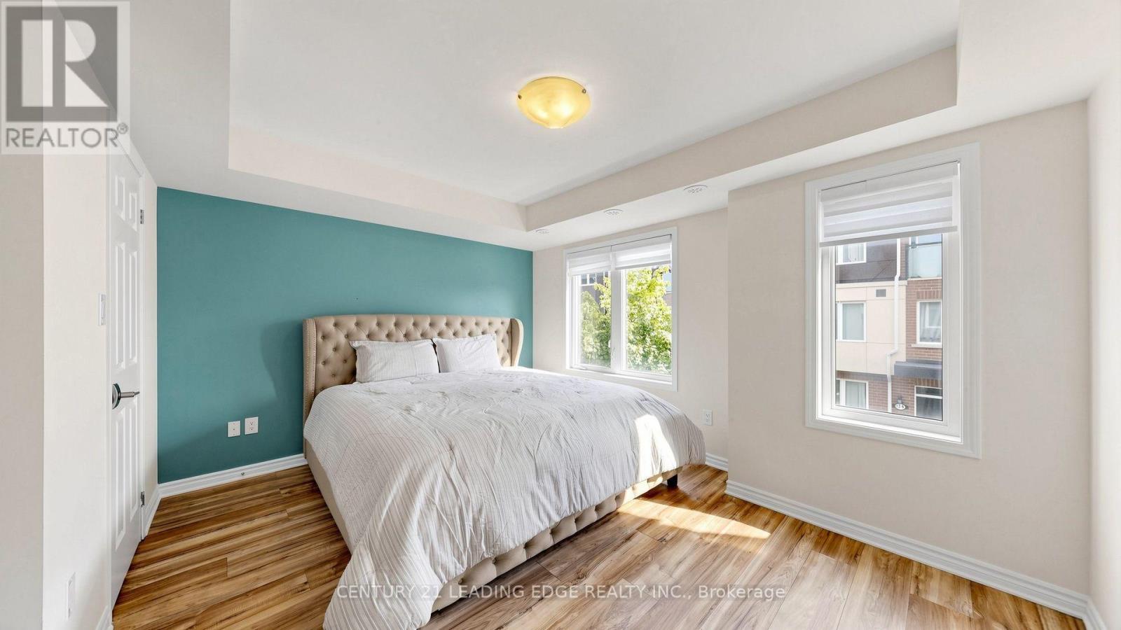 #13 25 HERON PARK PLACE - 16