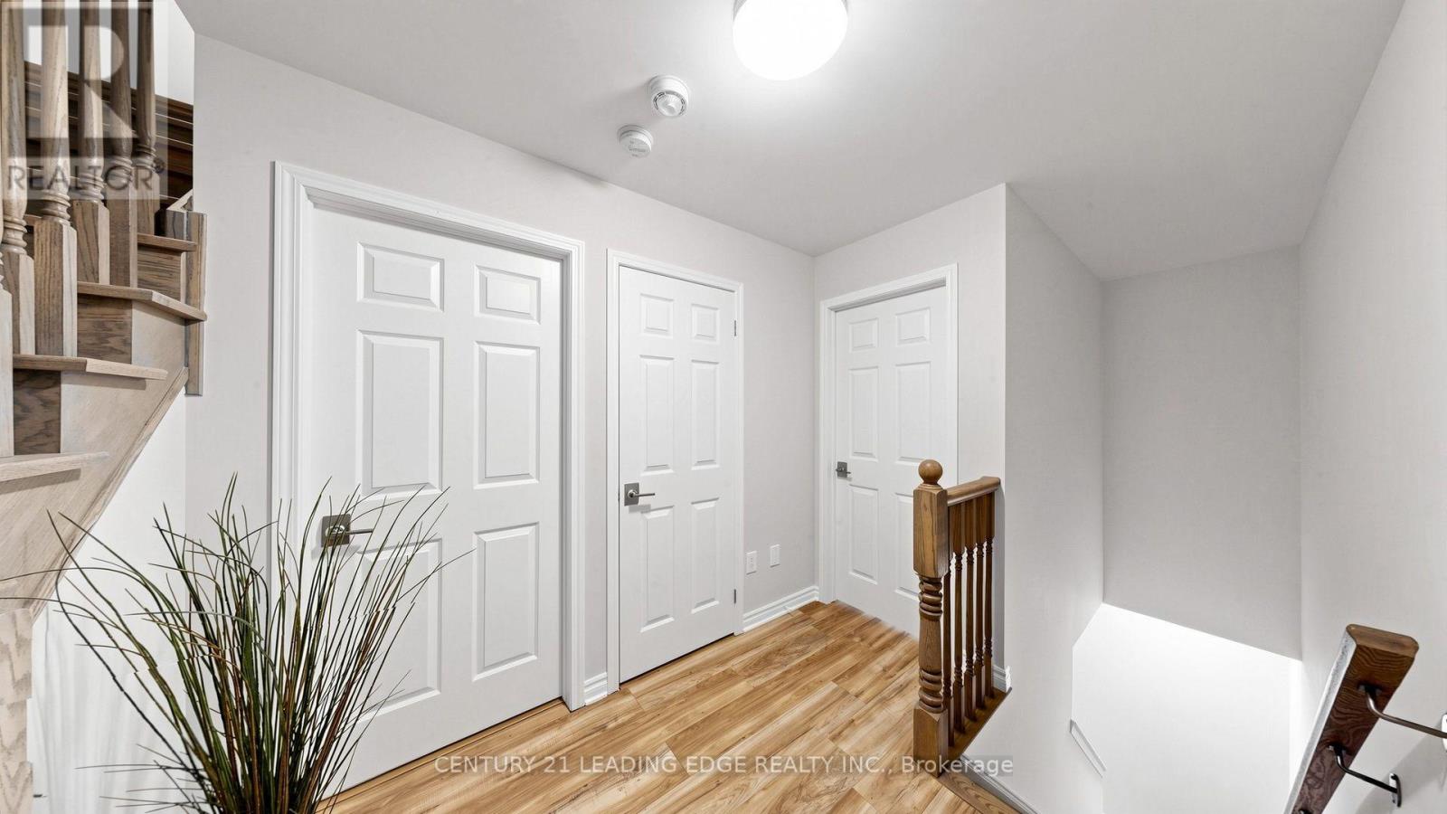 #13 25 HERON PARK PLACE - 18