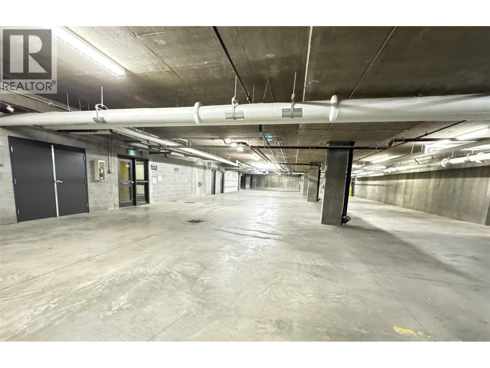 #211 2064 Summit Drive - Image 38
