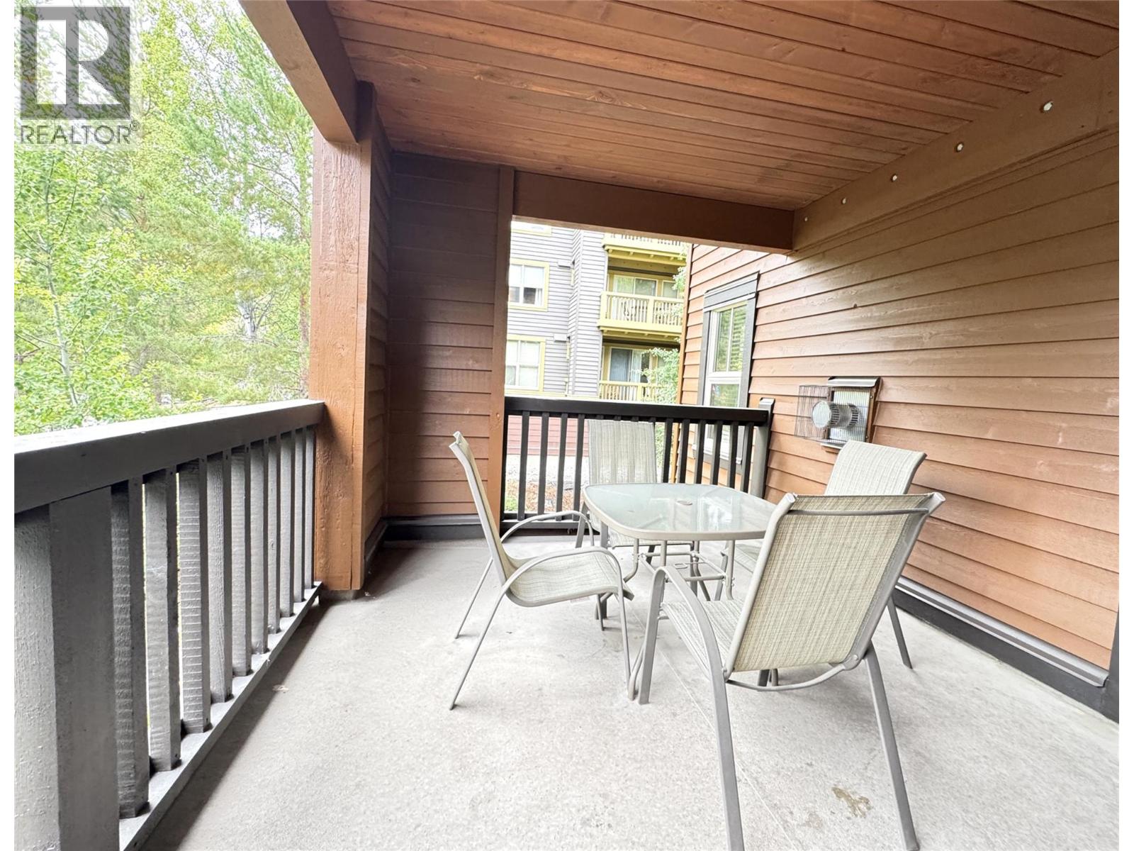 #211 2064 Summit Drive - 9