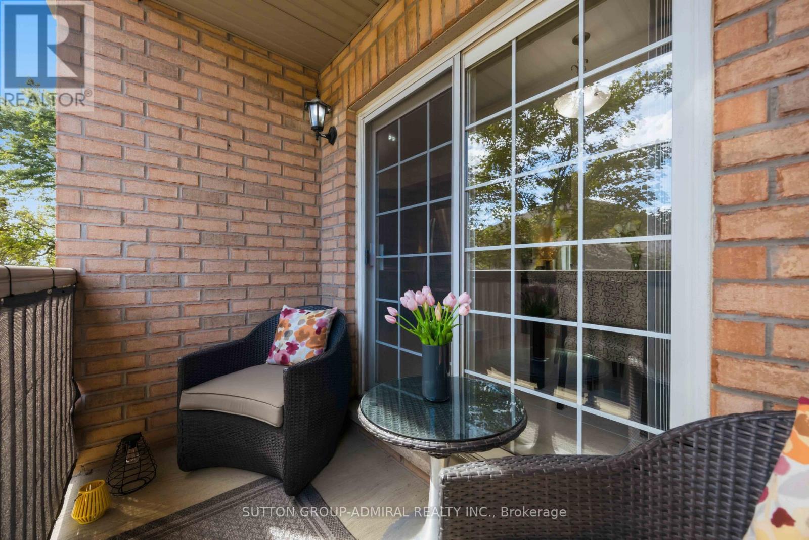#4 71 PUCCINI DRIVE - 15