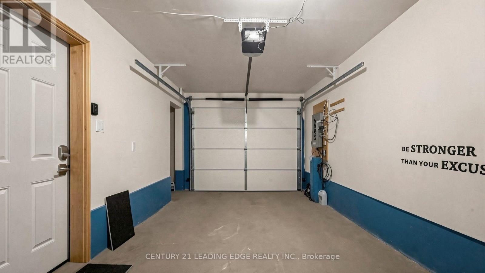 #13 25 HERON PARK PLACE - 29