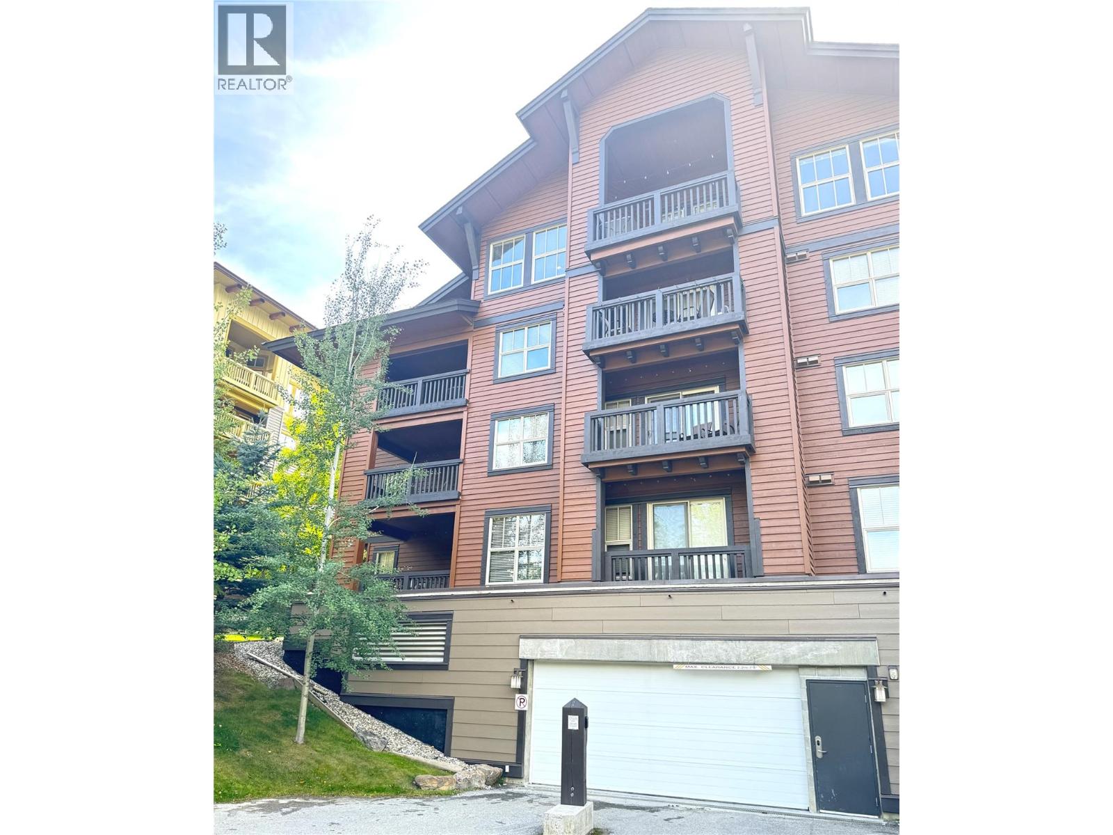 #211 2064 Summit Drive - Image 37