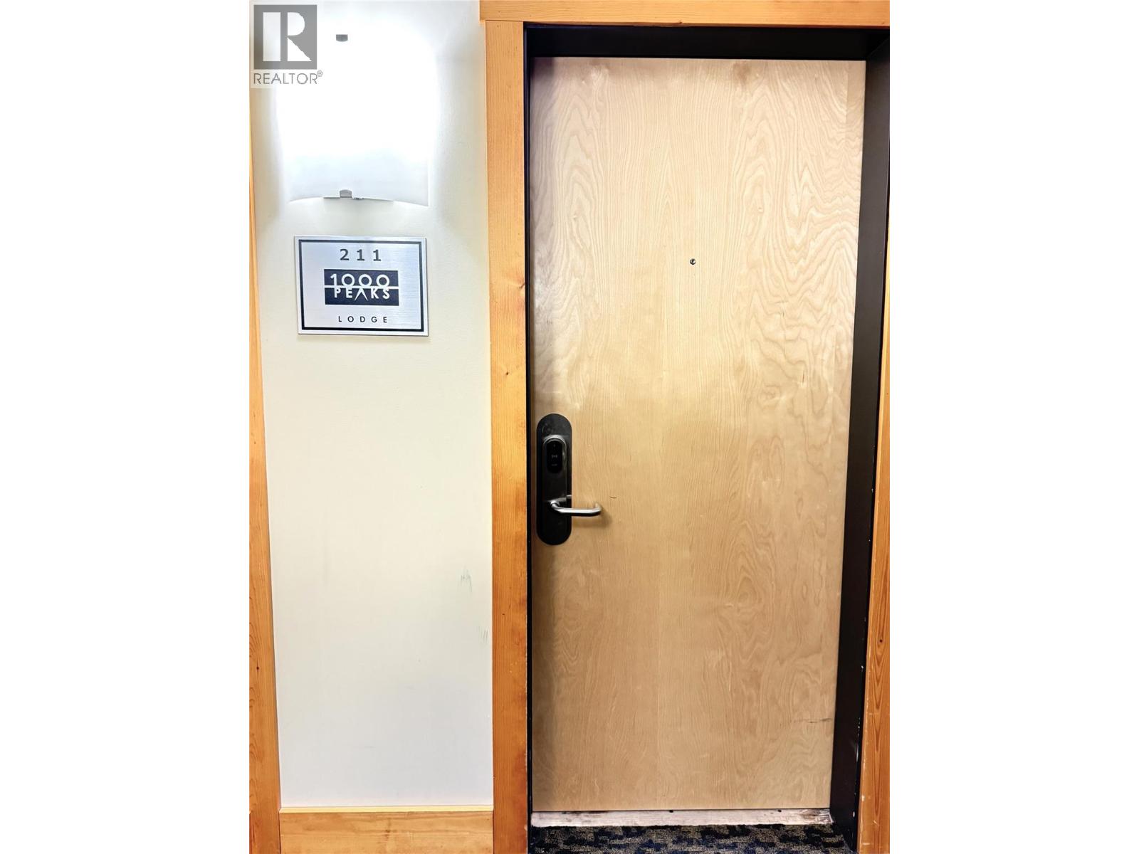 #211 2064 Summit Drive - 39