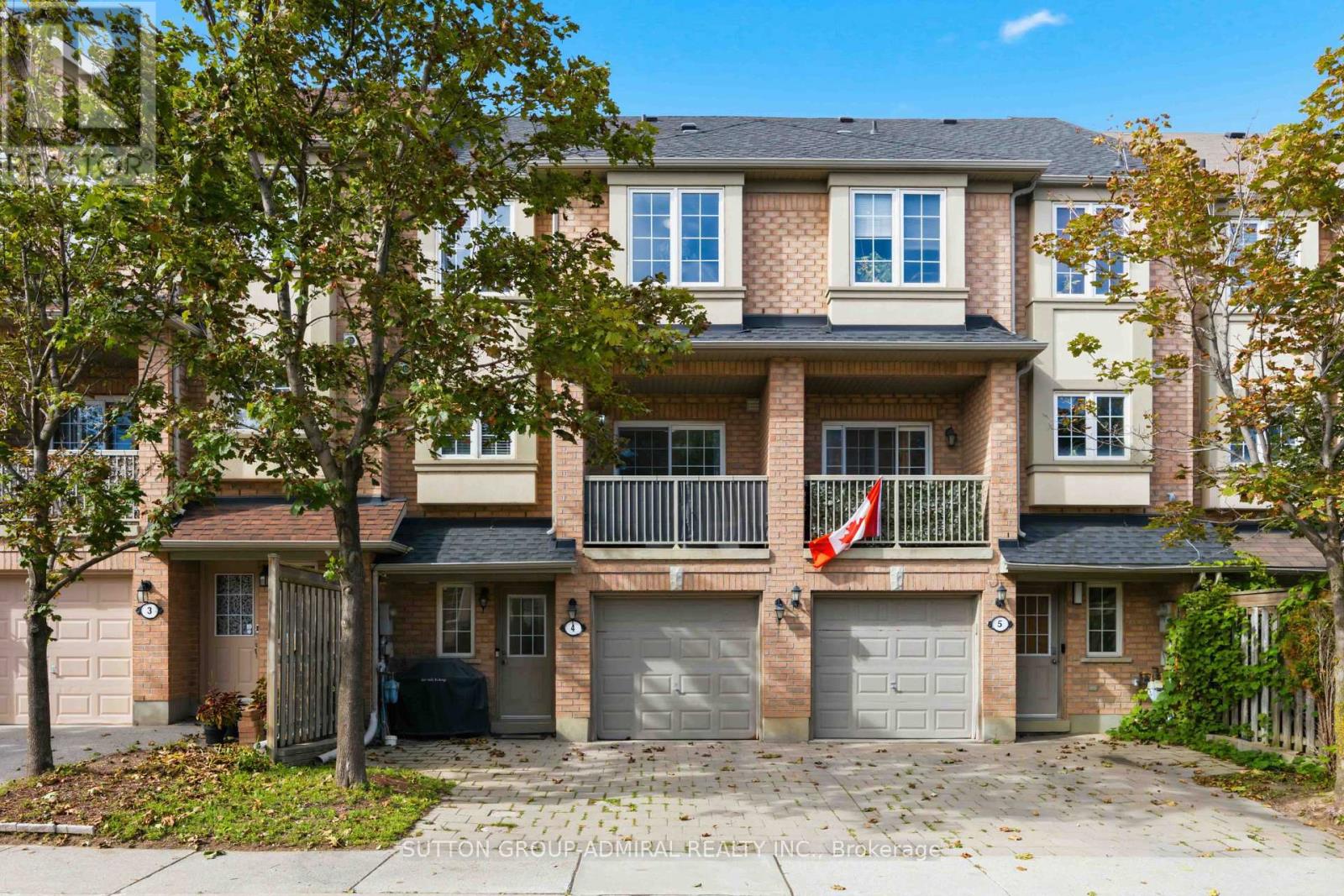 #4 71 PUCCINI DRIVE - 31