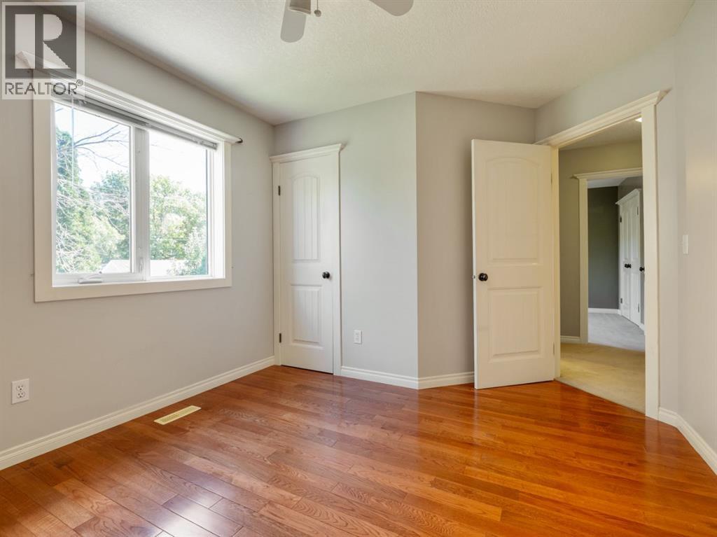 805 17 Street S - Image 27