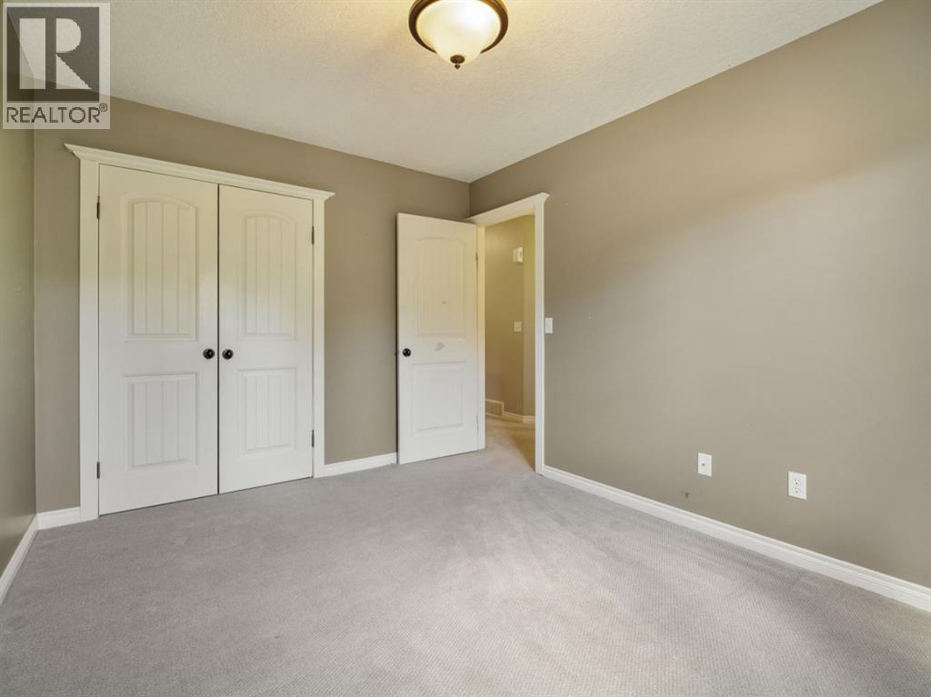 805 17 Street S - Image 23