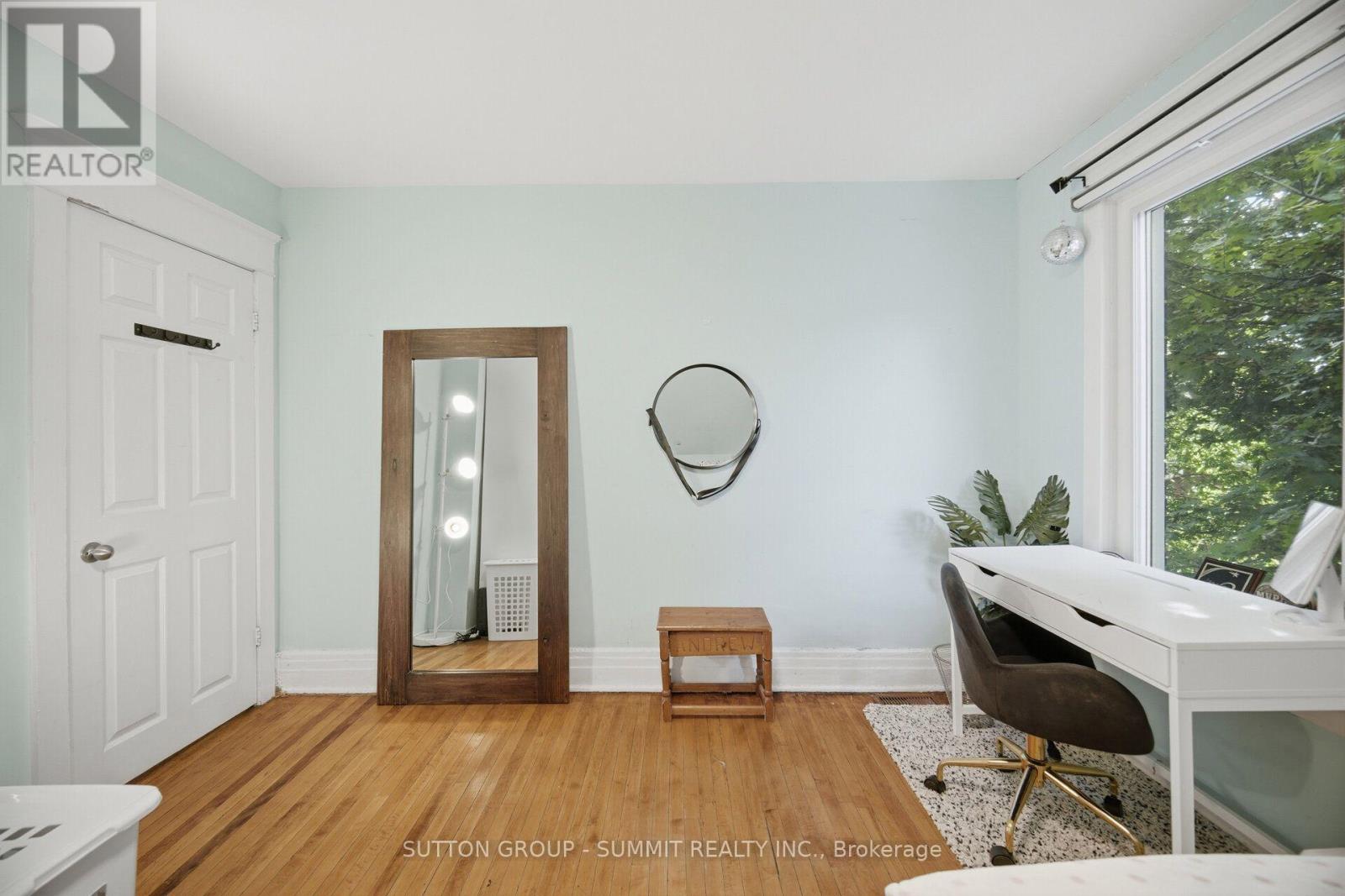 500 INDIAN GROVE - Image 25