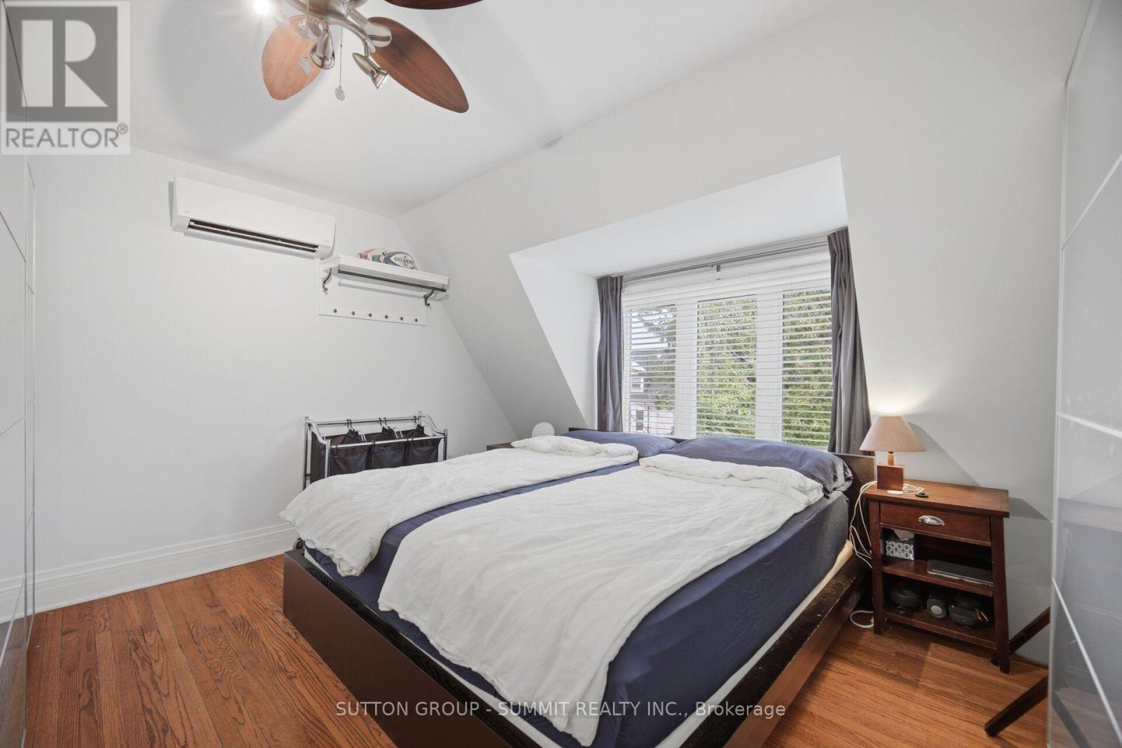 500 INDIAN GROVE - 22